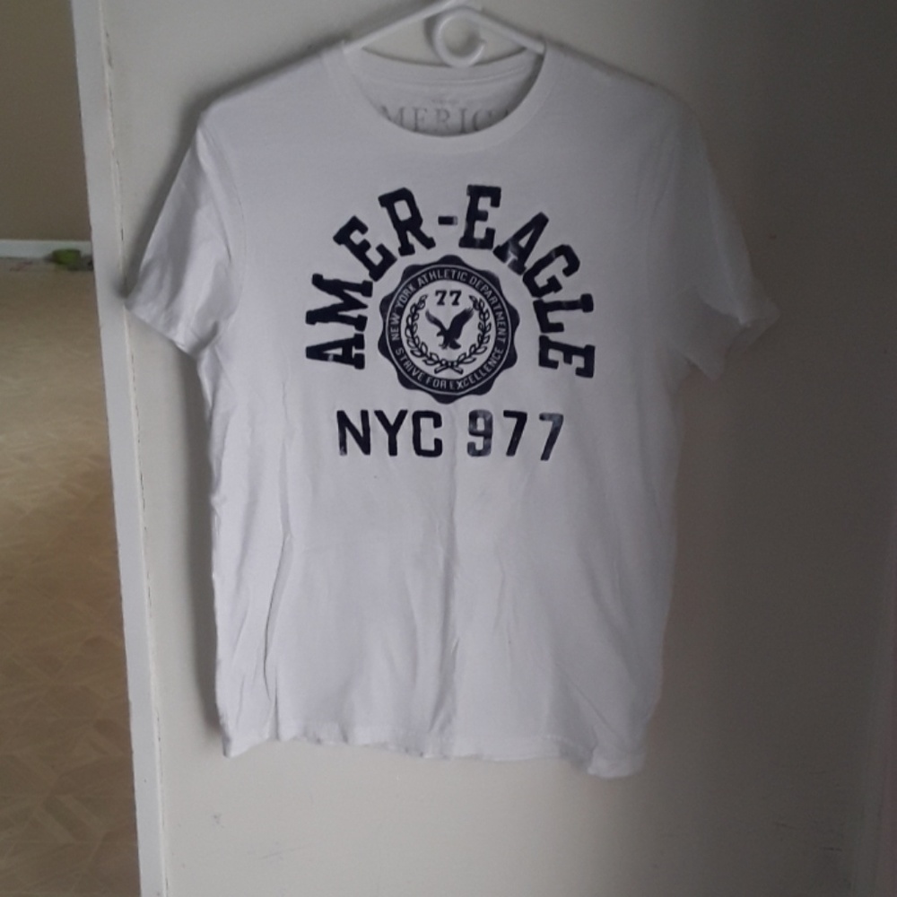 Tee shirt